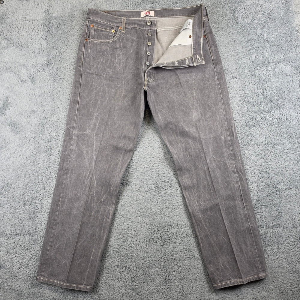 Levis 501 Button Fly Jean Mens 38x32 Gray Stonewashed Original Cotton Denim Y2K